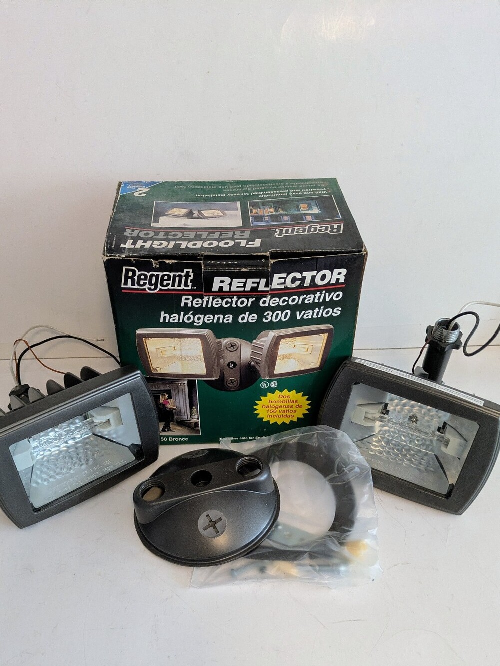 Regent Reflector Halogen Floodlight Duo Black Open Box